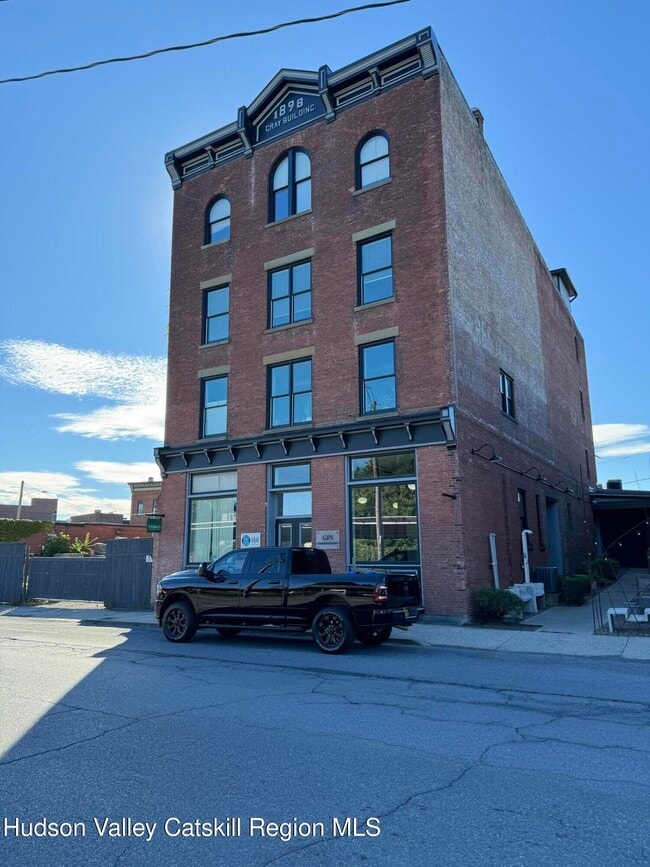 Building Photo - 15 Railroad Ave