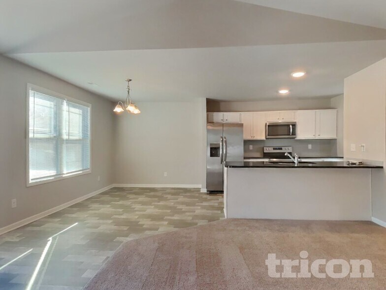 Building Photo - 205 Tractor Pl