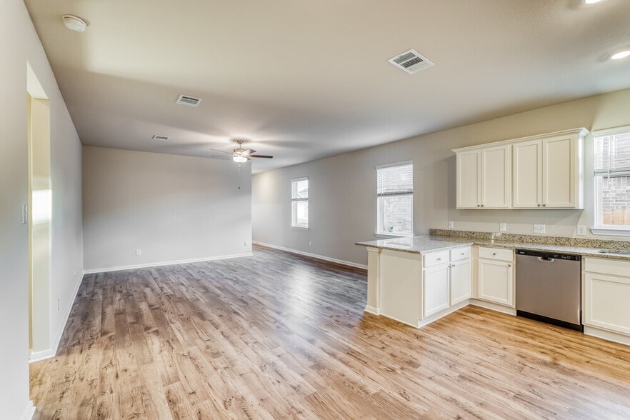 Building Photo - 7506 Tipton Meadow Way