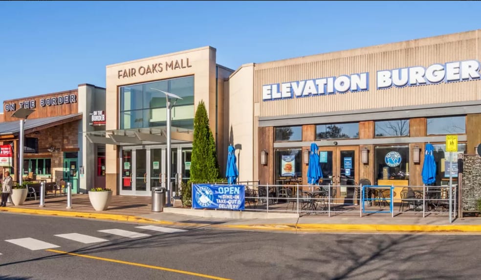 Building Photo - 4612 Battenburg Ln