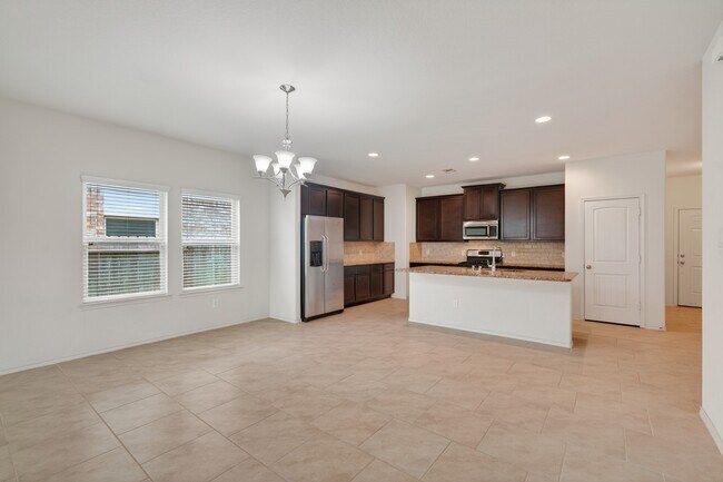 Building Photo - 138 Meadow Grove Dr