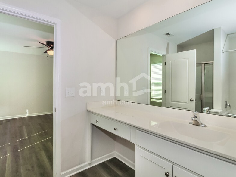 Building Photo - 7116 Brittany Pointer Ct