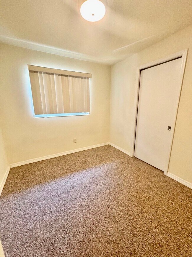 Building Photo - 1107 Galsworthy Ave