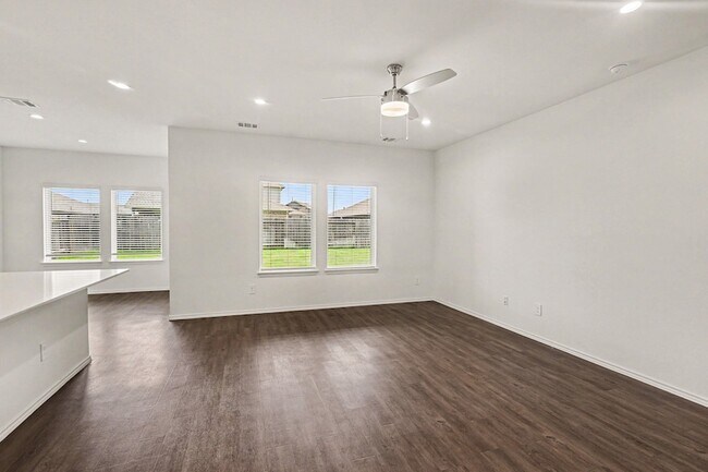 Building Photo - 609 San Jacinto Trl