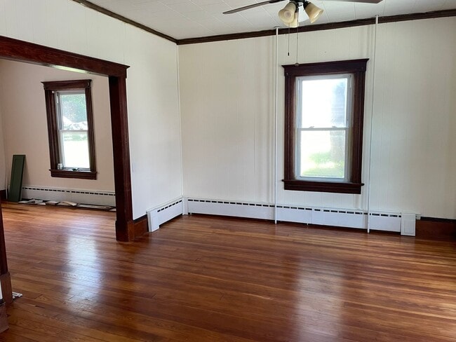 Building Photo - 12-14 West St