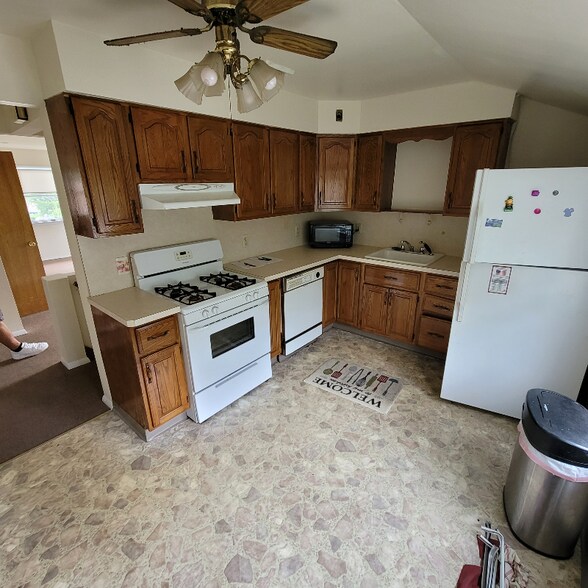 Building Photo - 22 Ryle Ave