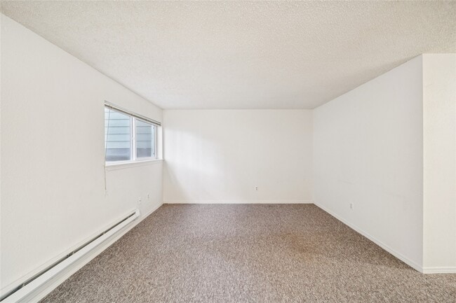 Building Photo - 2610 Mill Bay Rd