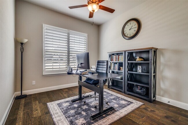 Building Photo - 11112 Lacey Oak Ridge