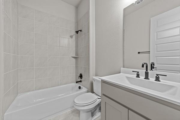 Building Photo - 3320 Abelia St