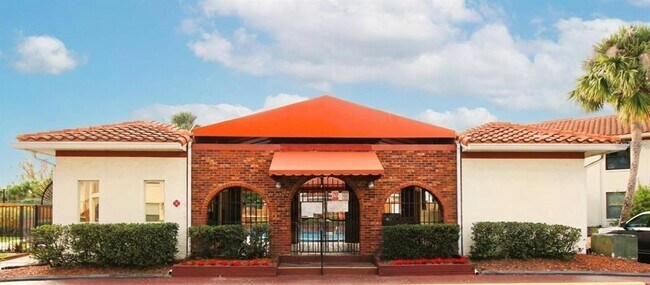 Building Photo - 1732 Hidden Creek Blvd
