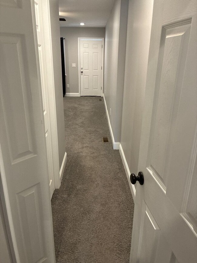 Building Photo - 1403 Race St