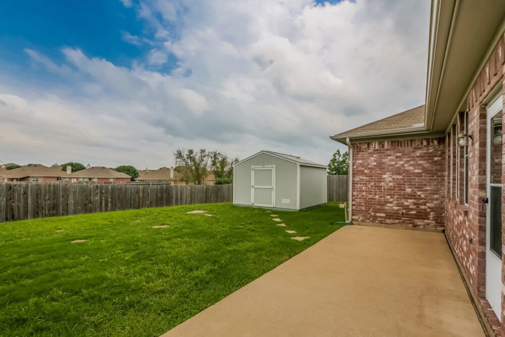 Building Photo - 6416 Freshwater Ln