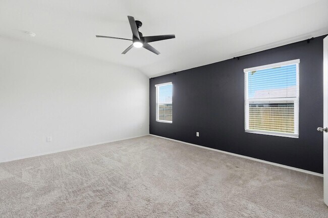 Building Photo - 1009 Marvin Wy