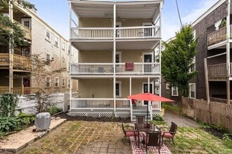 Building Photo - 389 Centre St