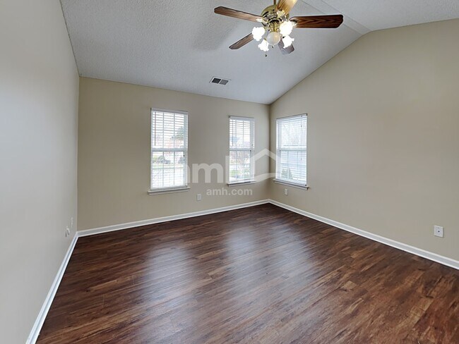 Building Photo - 4894 Aldridge Pl NW