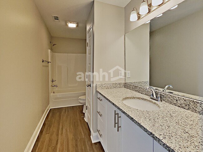 Building Photo - 5308 Tupelo St