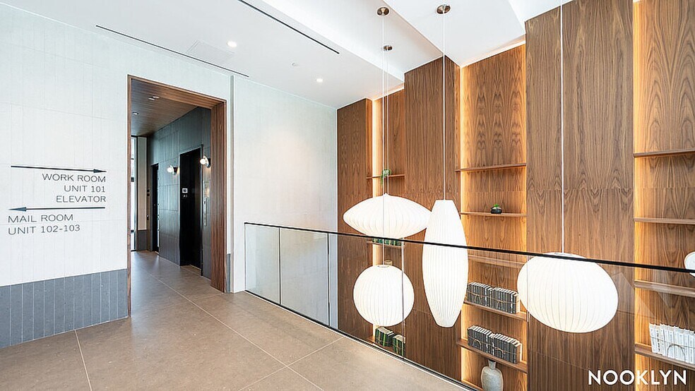 Building Photo - 527 Grand Ave