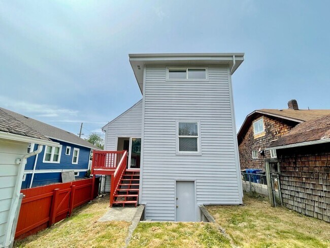 Building Photo - Great Home For Rent