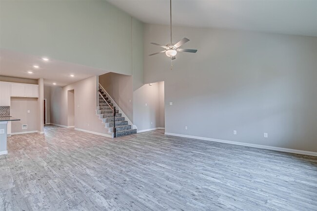 Building Photo - 337 Edmund Ln