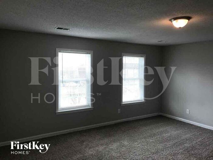 Building Photo - 3179 Birchton Glade Cove