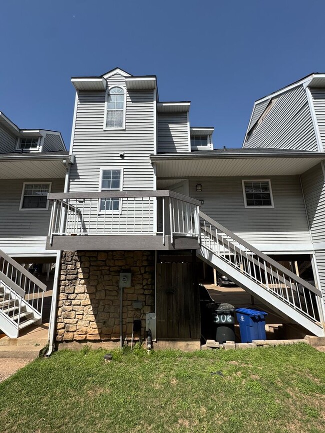 Building Photo - Rental Property