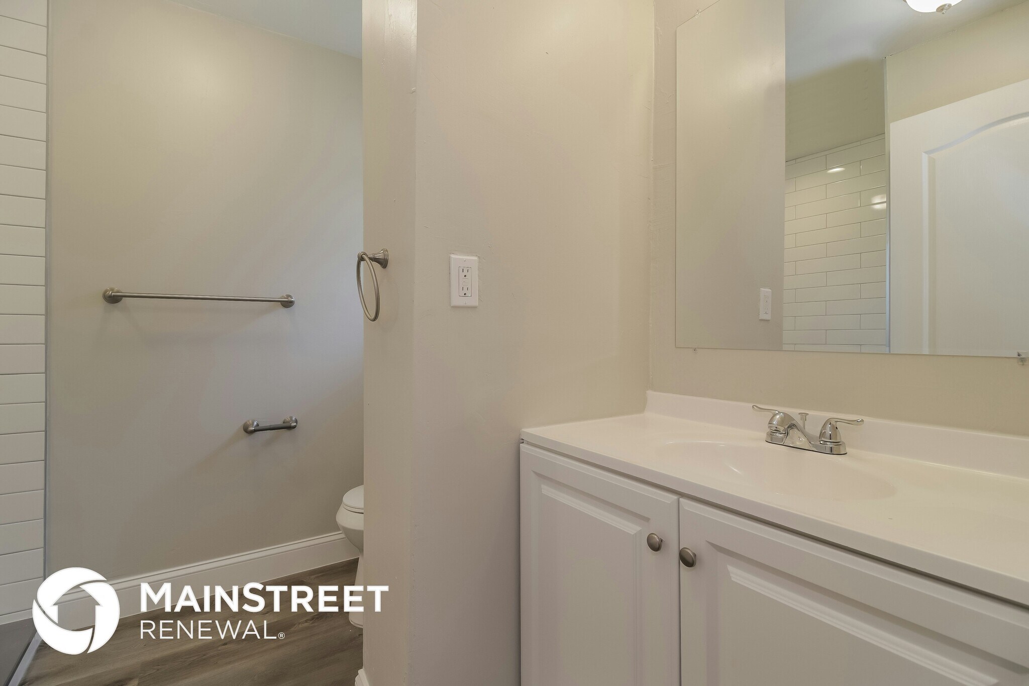 Building Photo - 3001 37th St SW