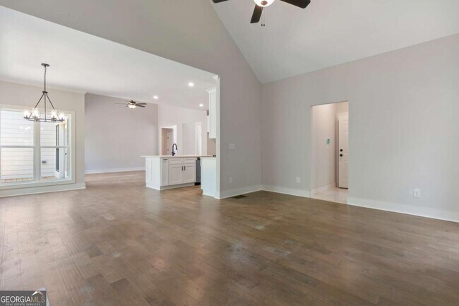 Building Photo - 400 Ansley Dr