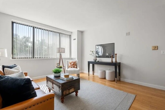 Building Photo - 169 Monsignor O'Brien Hwy