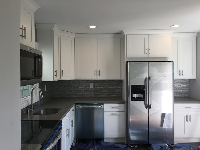 Stainless steel appliances - 360 Staples St