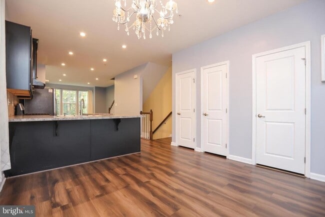 Building Photo - 1437 Strahorn Rd