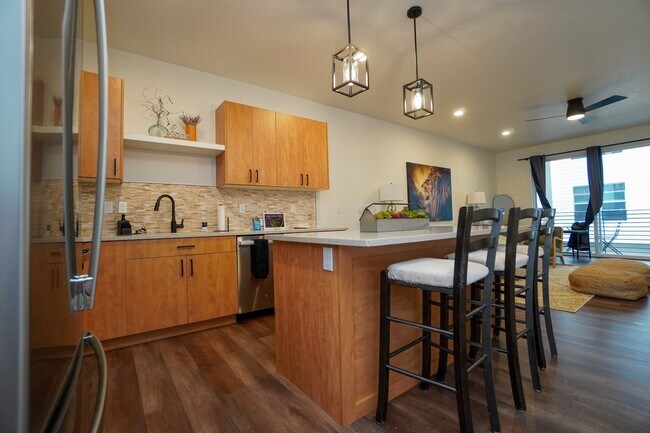 Building Photo - 479 E Violets Cv Ln