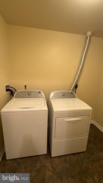 Building Photo - 9150 Gracious End Ct