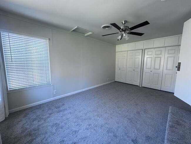 Building Photo - Charming home located in Beverly Glenn coming soon!