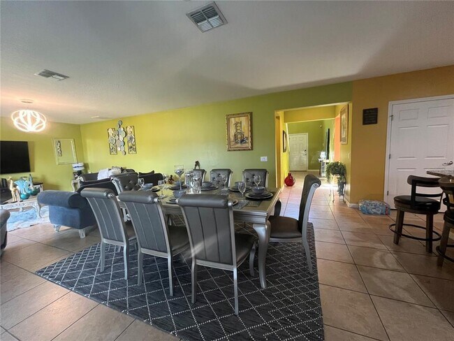 Building Photo - 3857 Gulf Shore Cir