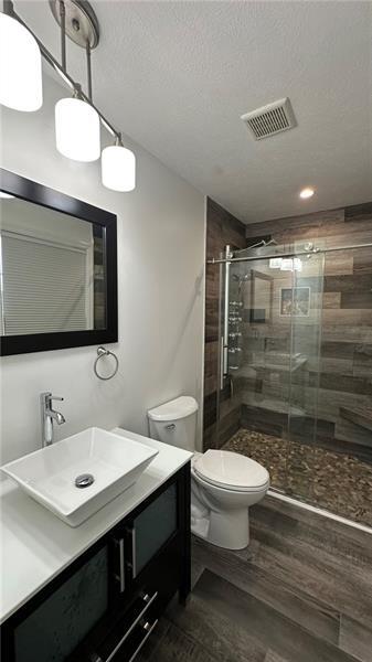 Building Photo - 10519 Timber Edge Dr