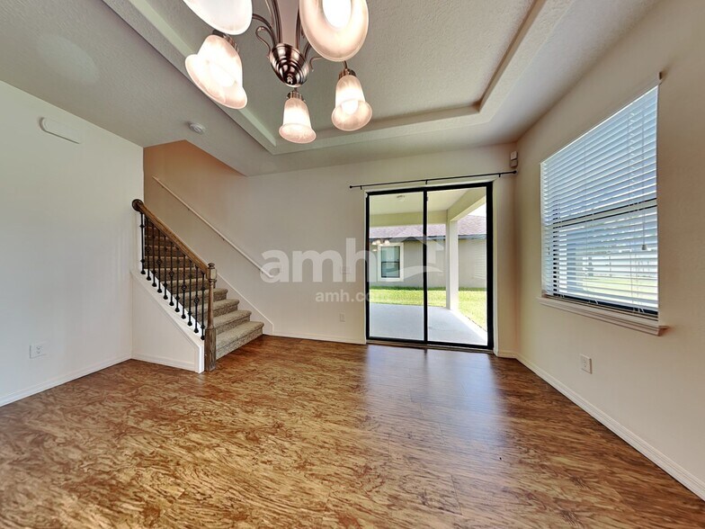 Building Photo - 11861 Thicket Wood Dr