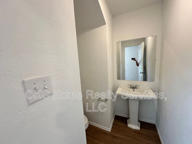 Building Photo - 3313 NW 148th St