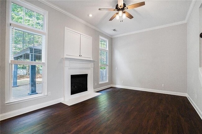 Building Photo - 308 Market Ct