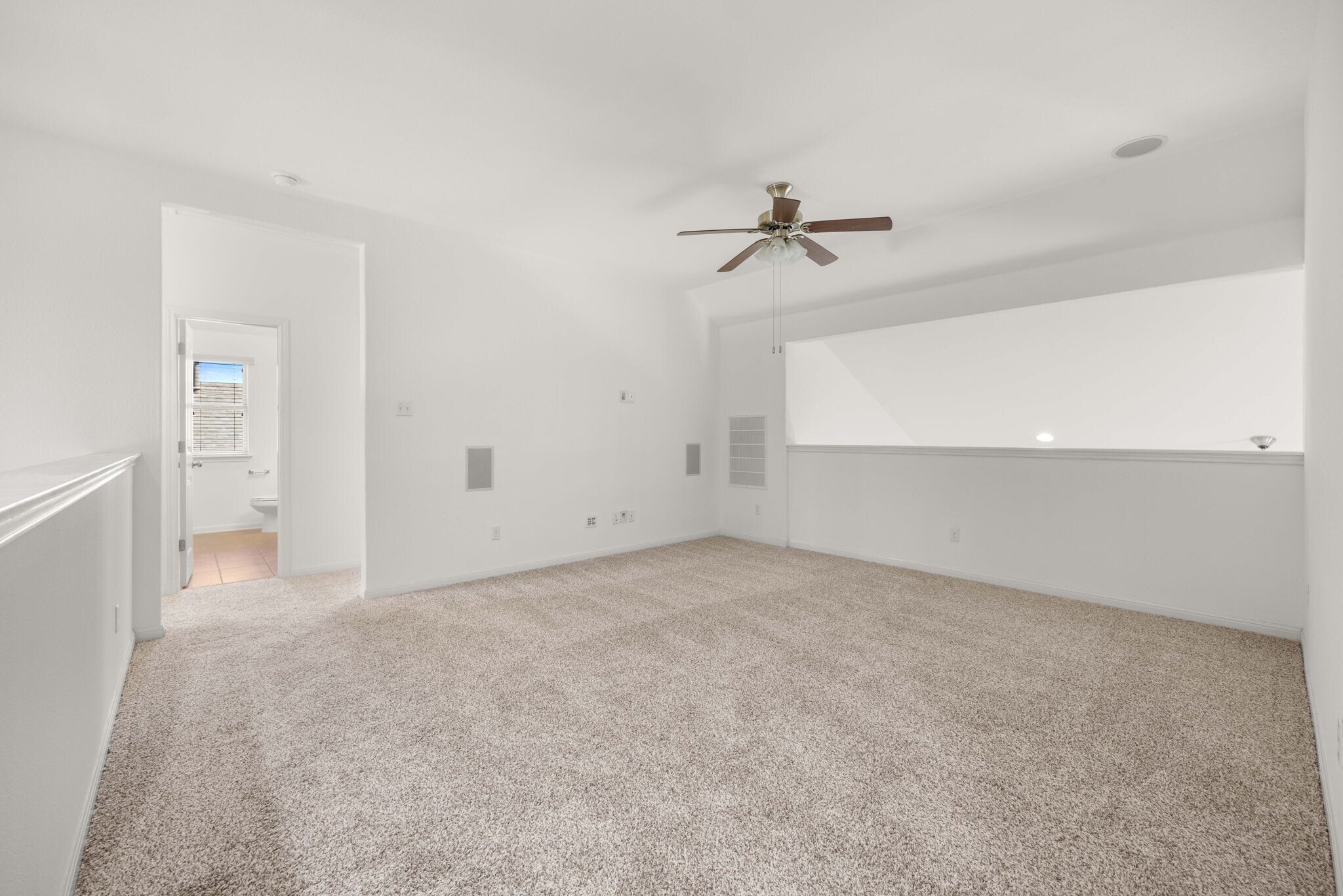 upstairs loft - 5929 Gunnison Turn Rd
