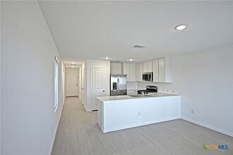 Building Photo - 5014 Winecup Cv