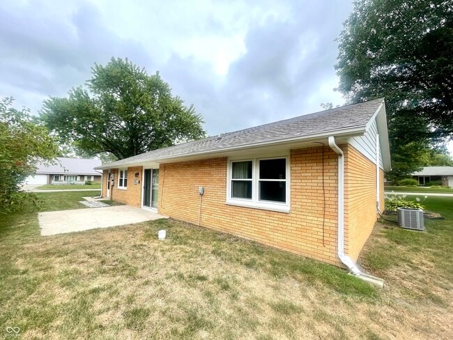 Building Photo - 5505 N Austin Dr