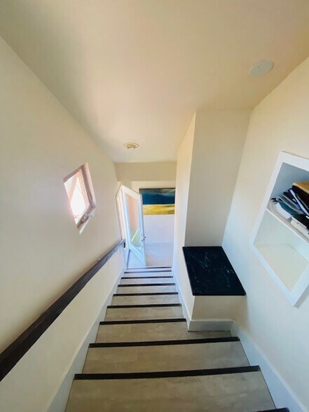 Building Photo - 4784 Mount Almagosa Dr