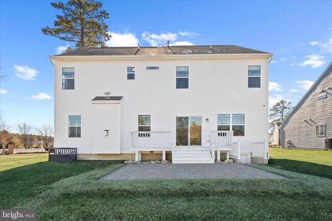 Building Photo - 5559 Trafalgar Cir