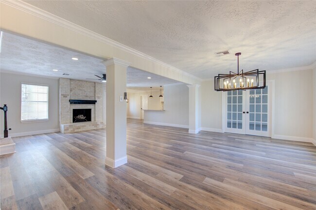 Building Photo - 9115 Taidswood Dr