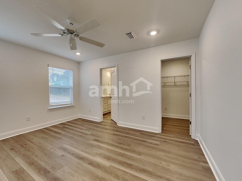 Building Photo - 168 Portside Pk Dr