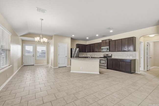 Building Photo - 8810 Double Oak