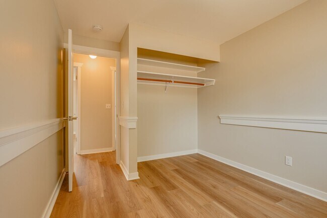 Building Photo - 4409 S 292nd St