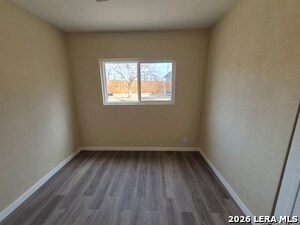 Building Photo - 4018 Sunrise Cove Dr