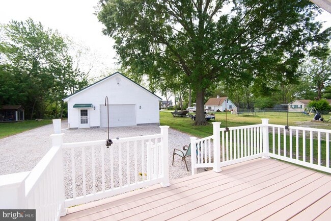 Building Photo - 110 Middle St