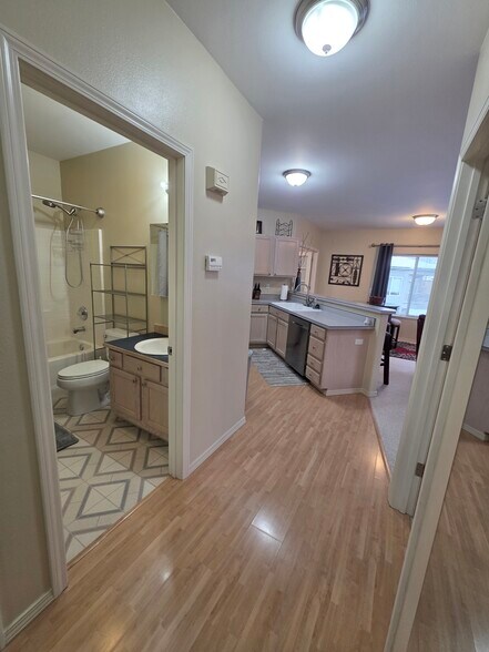 Building Photo - 3030 Lore Rd